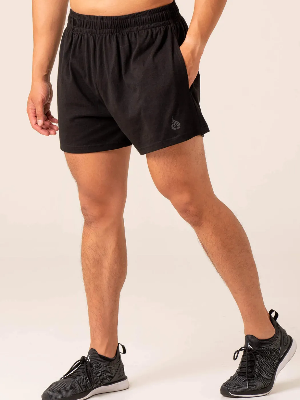 Advance Arnie Short