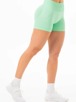 Boost Seamless Shorts