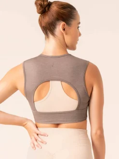 Focus Seamless Tank