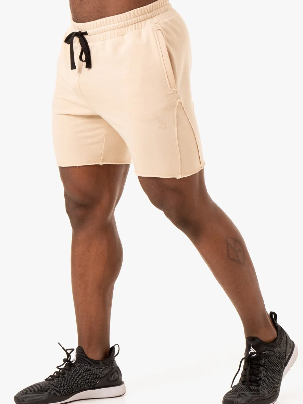 Force 6" Track Short