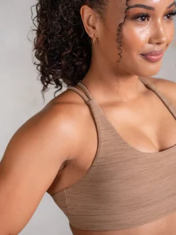 Icon Scoop Neck Sports Bra