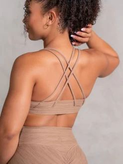 Icon Scoop Neck Sports Bra
