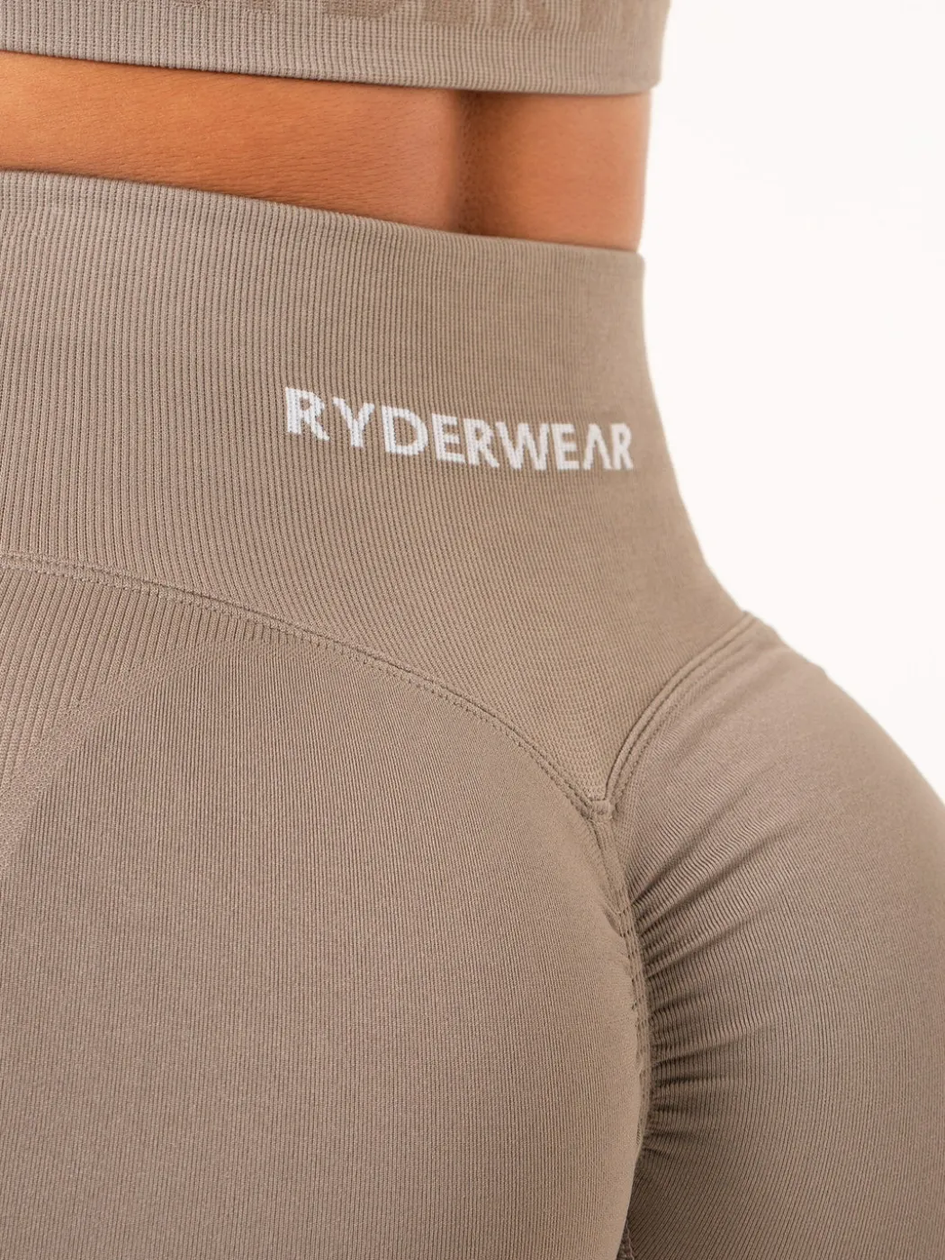 Lift BBL Scrunch Seamless Shorts