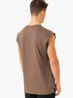 Pursuit Wide Cut Tank