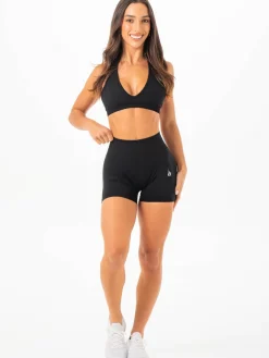 Sculpt Seamless Halter Bra